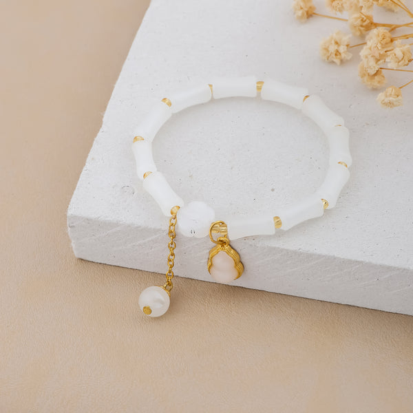 The White Heart Beaded Bracelet